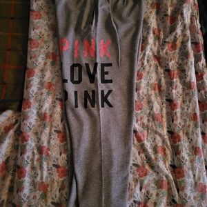 Vs pink vintage campus pant.